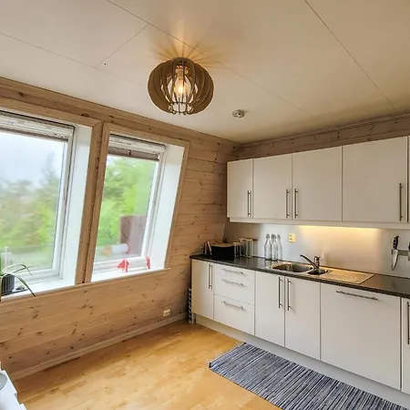 Feriehus 4 Bedroom Lovely In *