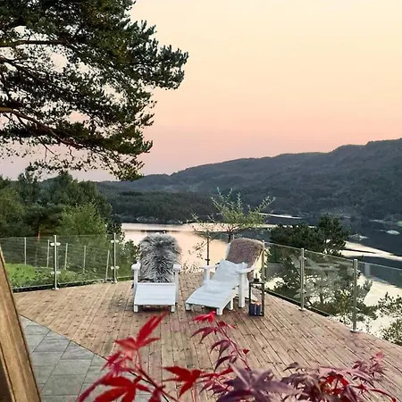4 Bedroom Lovely In Holiday home Hebnes